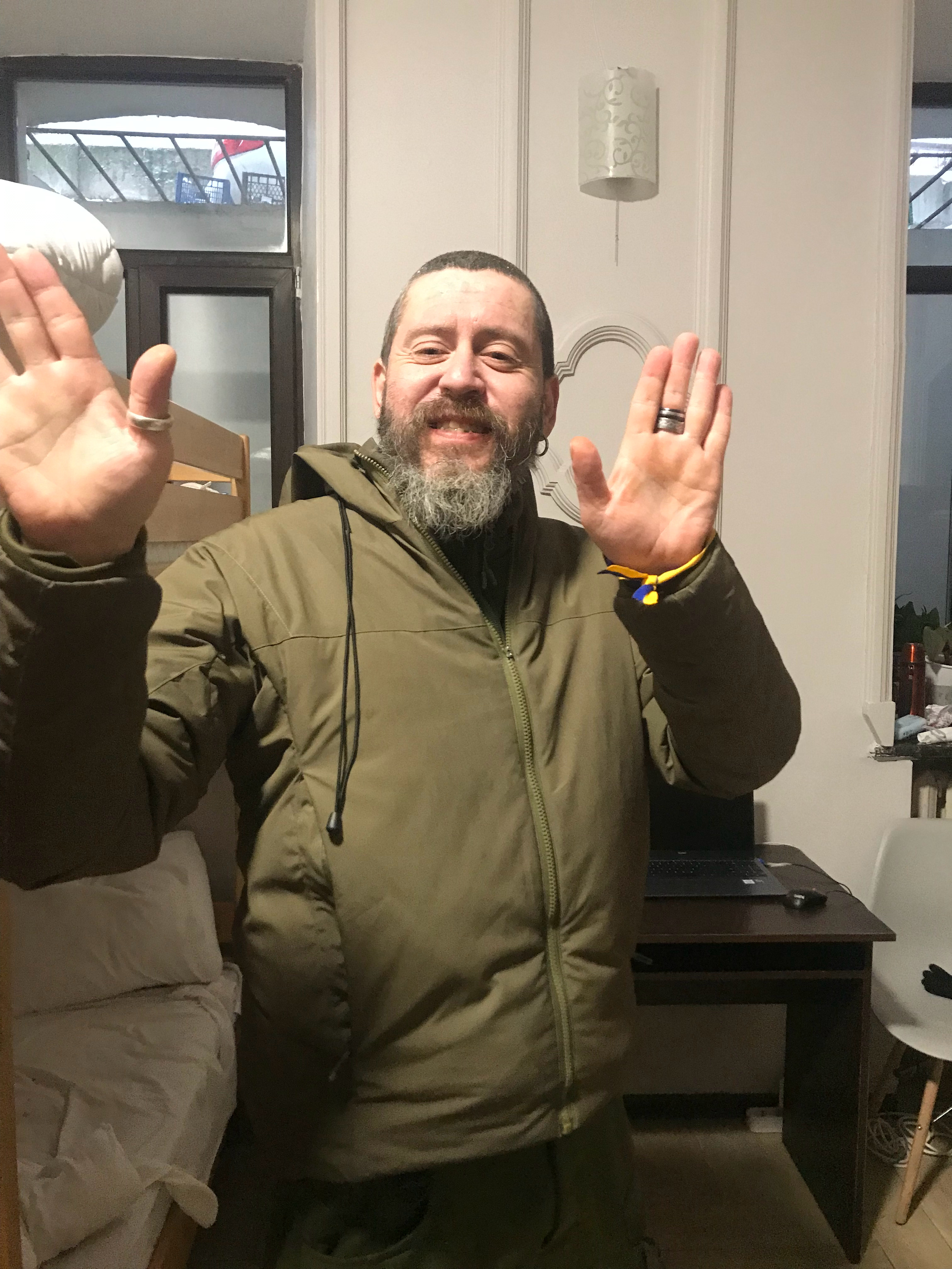 偶遇的这位乌克兰大哥，他问我是日本人还是韩国人。我说是中国人，他顿时很高兴，他说