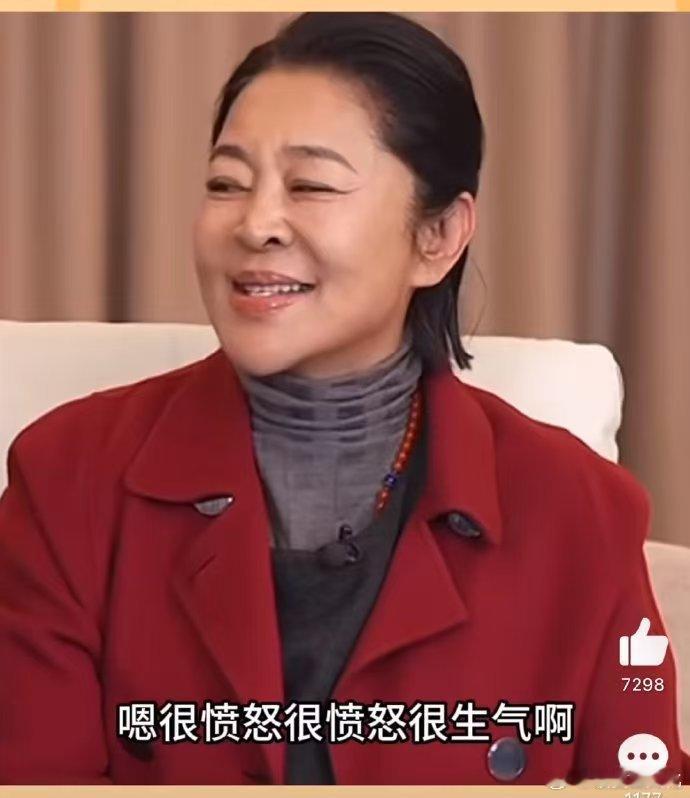 向太每天转发恶评到繁花群  向太的反恶评”行动太有个性了！她不仅不逃避，反而每天