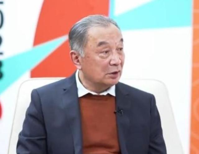 著名教授温铁军大胆发言：乡村小学，几乎都倒闭完了，名义上是县城教育质量好，实际上