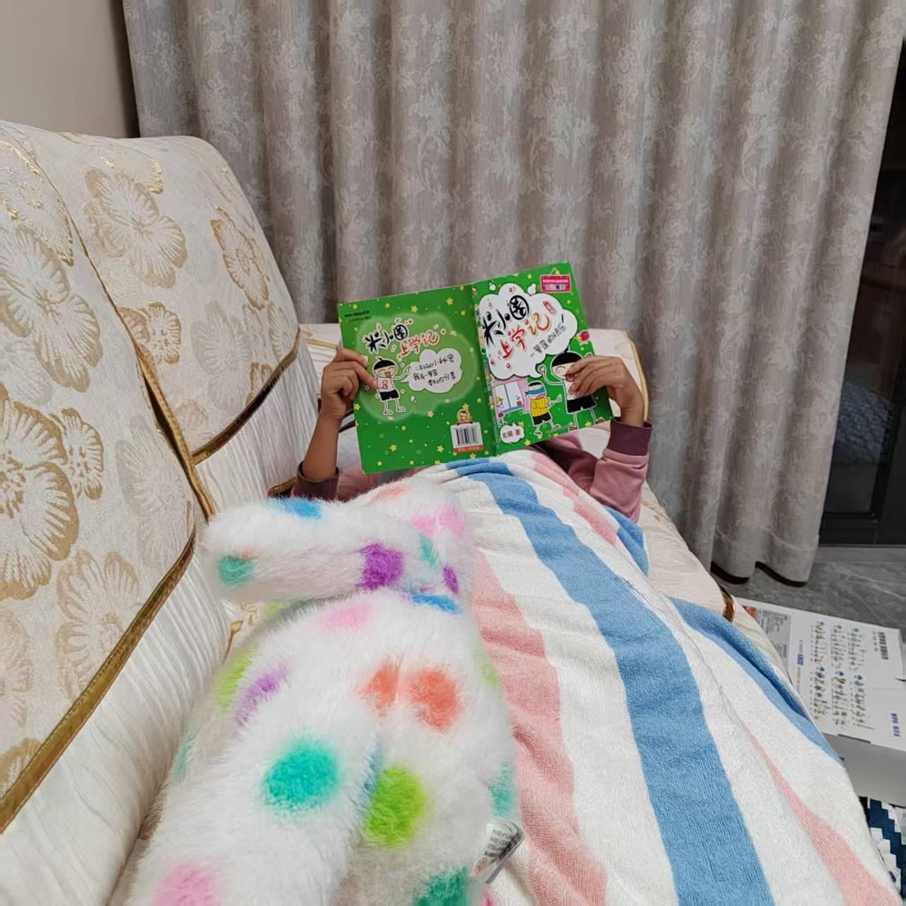 我现在的这种生活其实挺好的，如果能挣到钱的话就更好了，我告诉自己，人要知足，要学