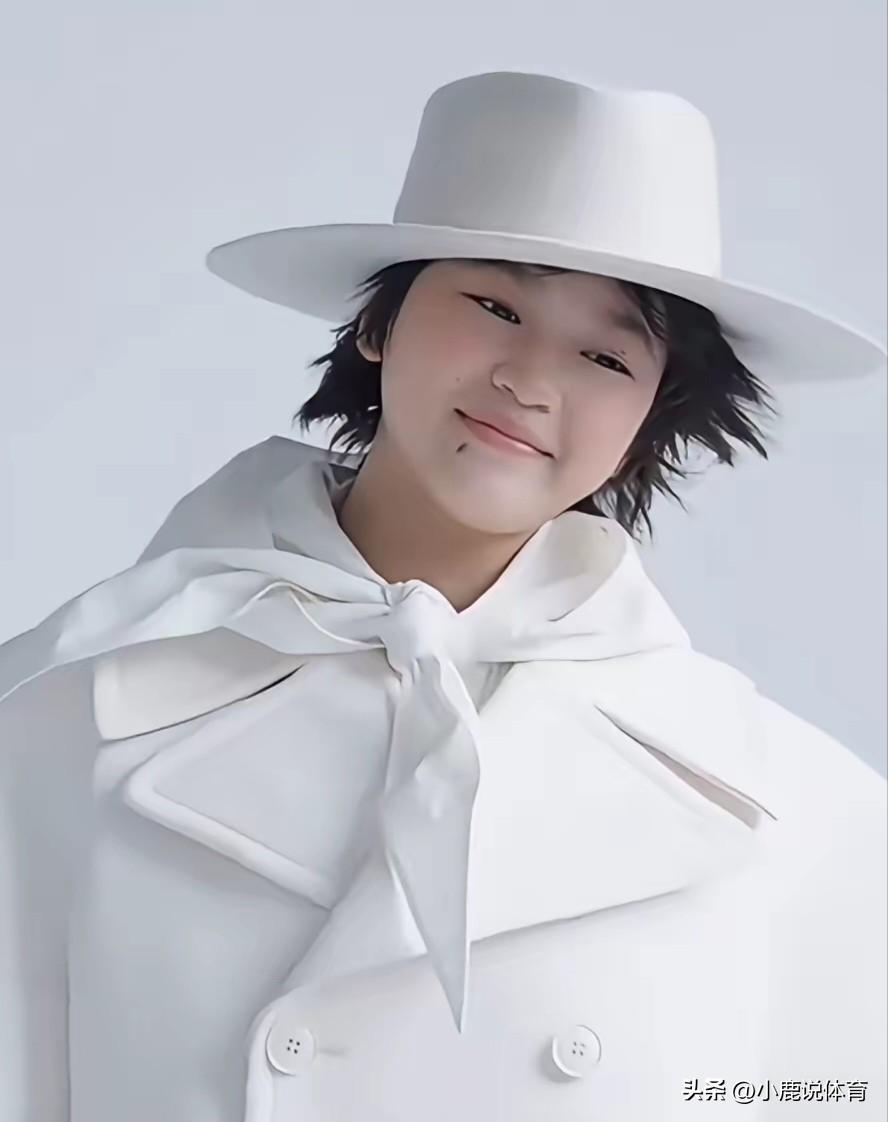 放着流量明星不用，
嘉人偏选全红婵？
 
谁懂这波操作有多反套路？
 
别的时尚