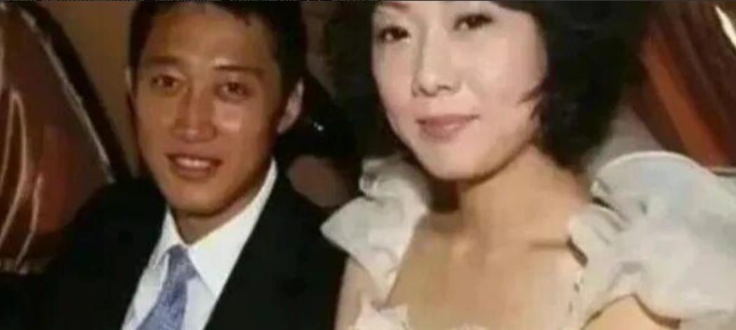 2012年，西安一位23岁女子确诊尿毒症晚期，生命仅剩一年。为求生机，她做出惊人