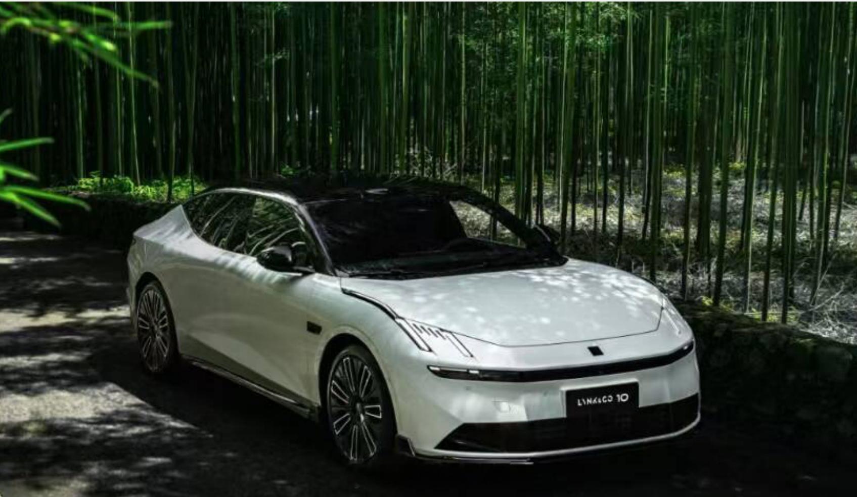 依托浩思动力整套混动总成加持，领克 10 EM-P 240 四驱 Max 正式上