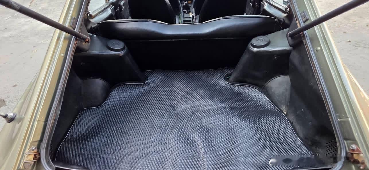 台湾老车 DATSUN 260Z [Fairlady]稀有2+2版本(全日本只有