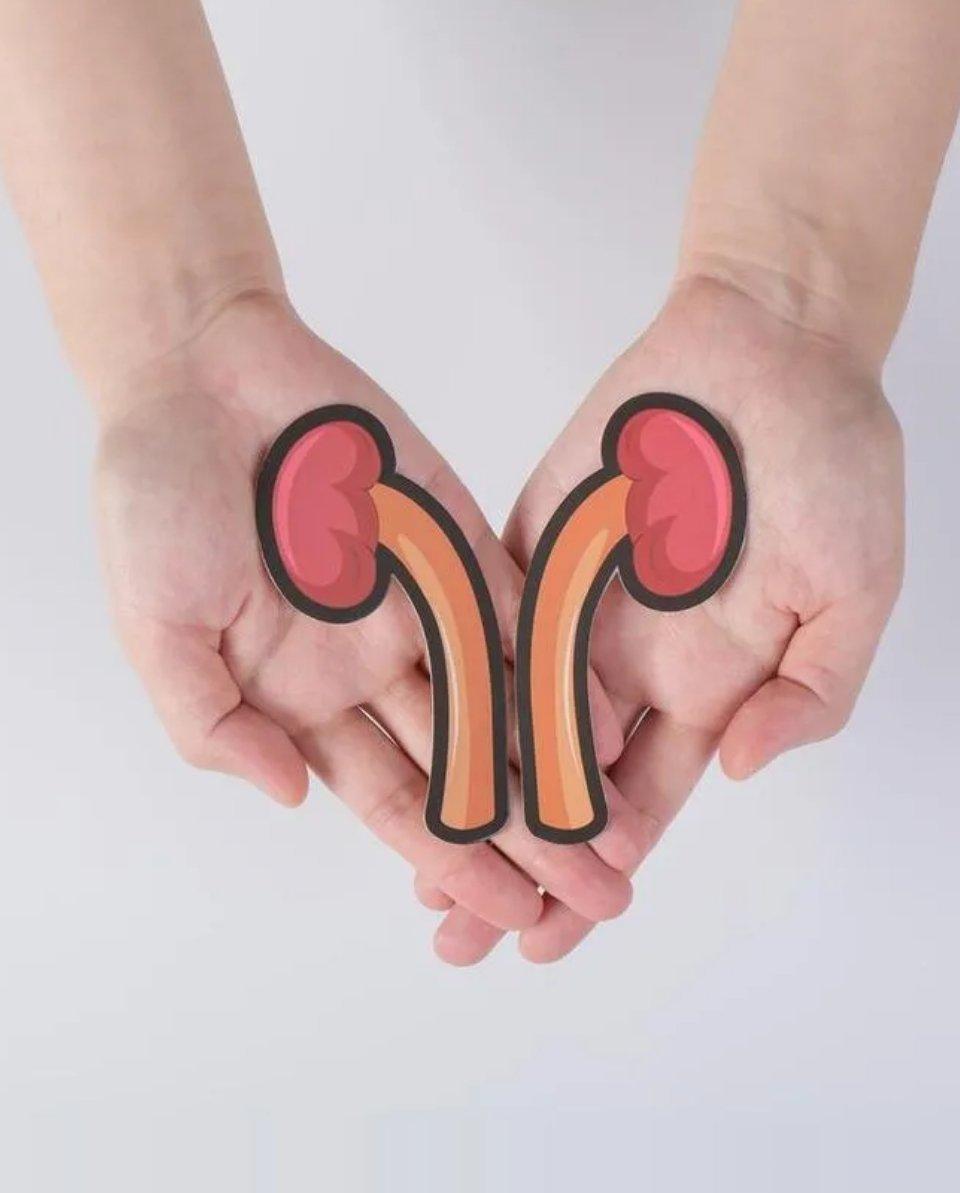 男性身体这3个部位发热,或能说明肾不错,不对照自查一下吗?1、腰部腰部这个位置，