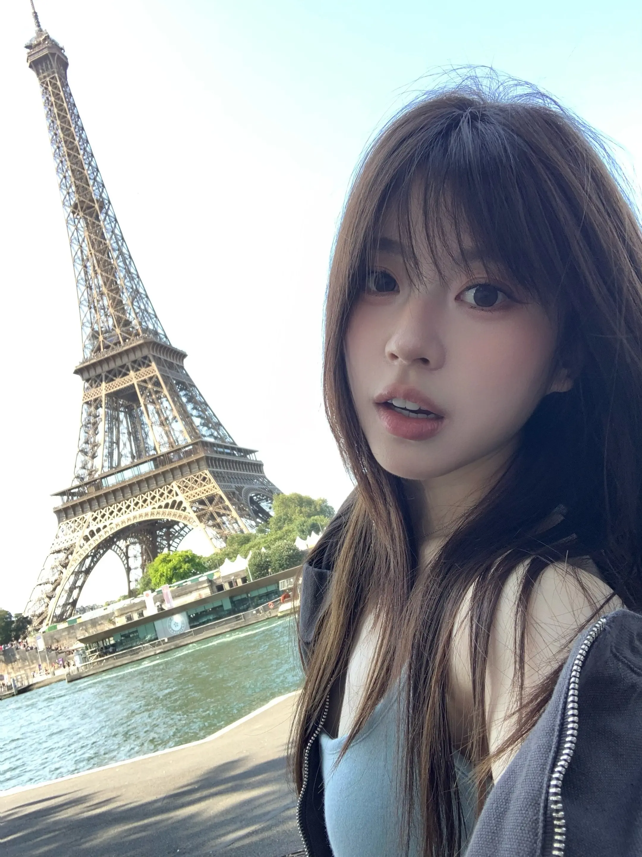 跟着我勇敢地走下去