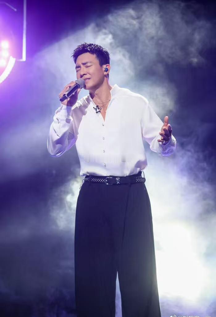 曹骏刘畊宏陈若轩选曲要你管披荆斩棘一公花絮释出披荆斩棘 曹骏解锁队长身份了！带刘