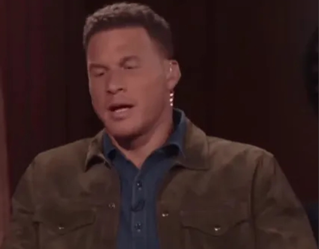 近日，前NBA球星格里芬在节目中回忆起自己决定退役的关键时刻时表示，正是骑士球员