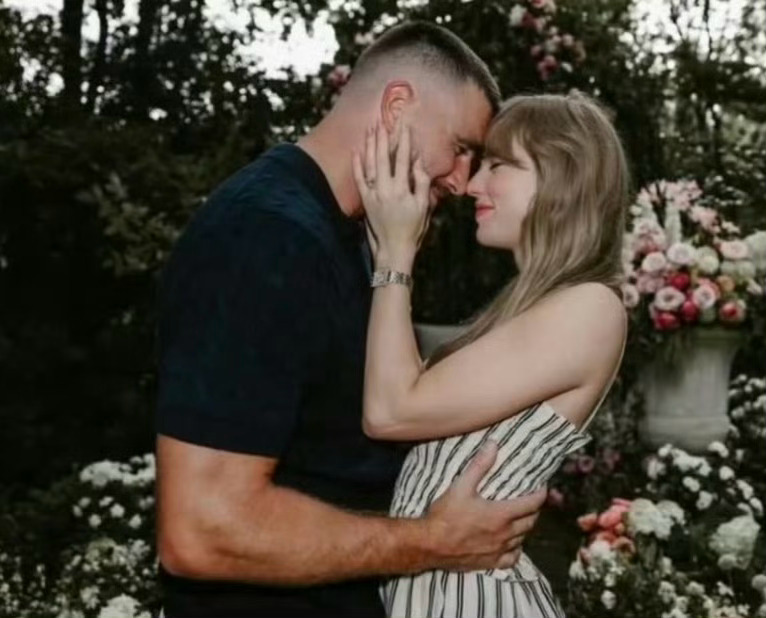 婚礼场内是一张照片都没有流出啊！霉霉官宣完婚曝霉霉婚礼上唯一允许带手机的人
