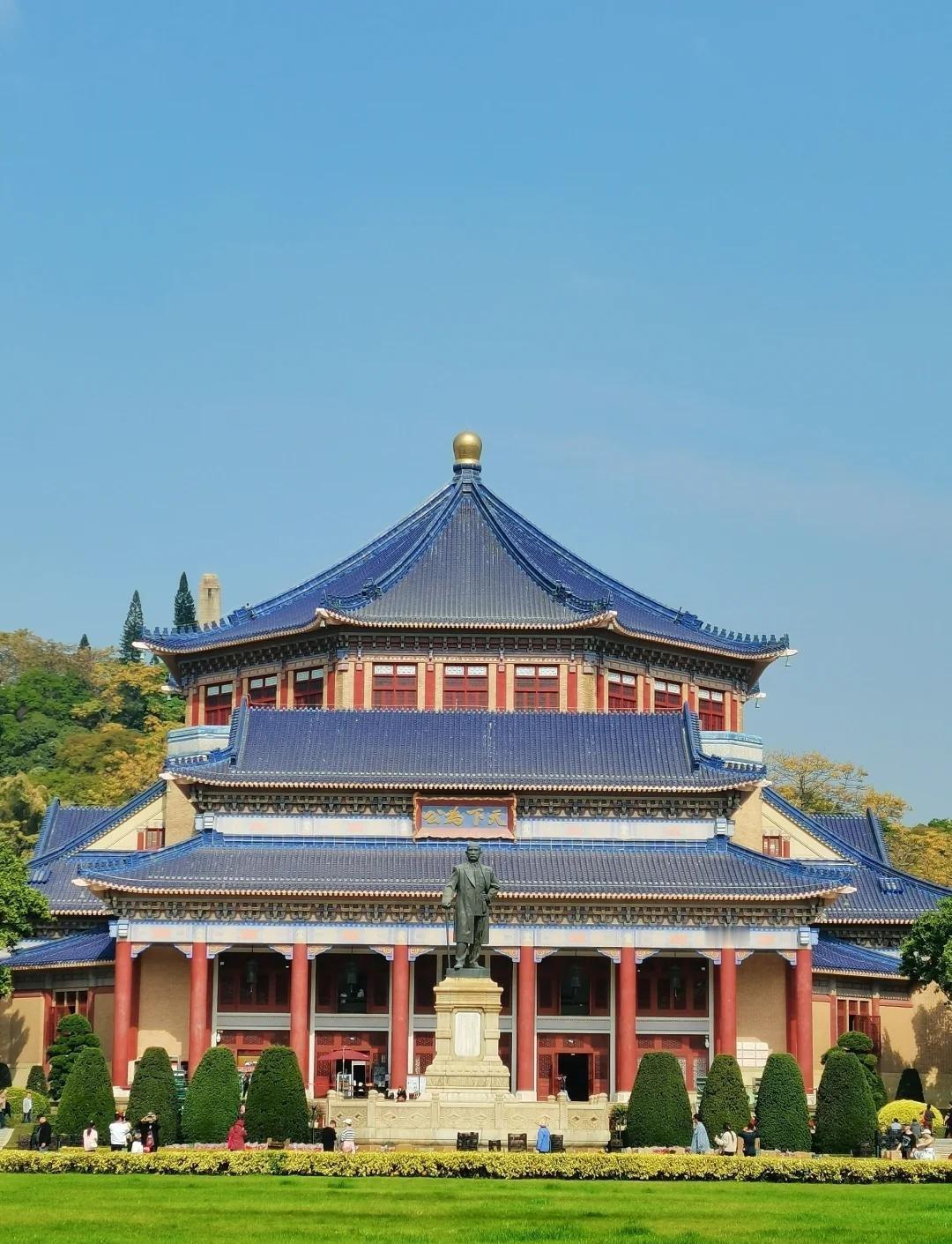 2025年12月18号：“《中国电影120周年2025年中国电影制片人荣耀盛典大