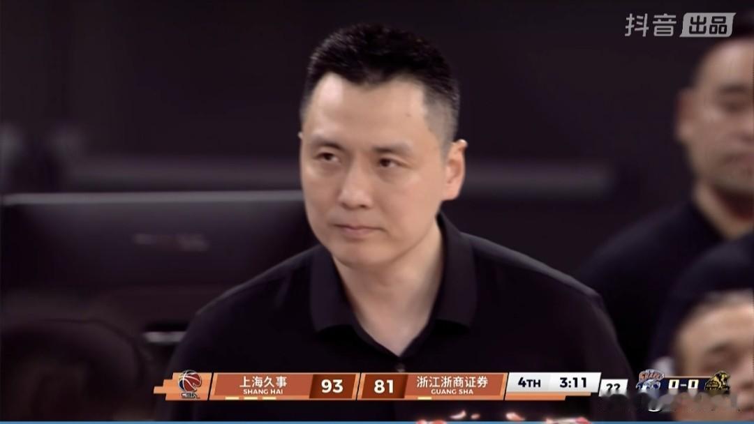 CBA总决赛G1上海主场101-90战胜广厦1-0。
  5月26日晚，CBA总