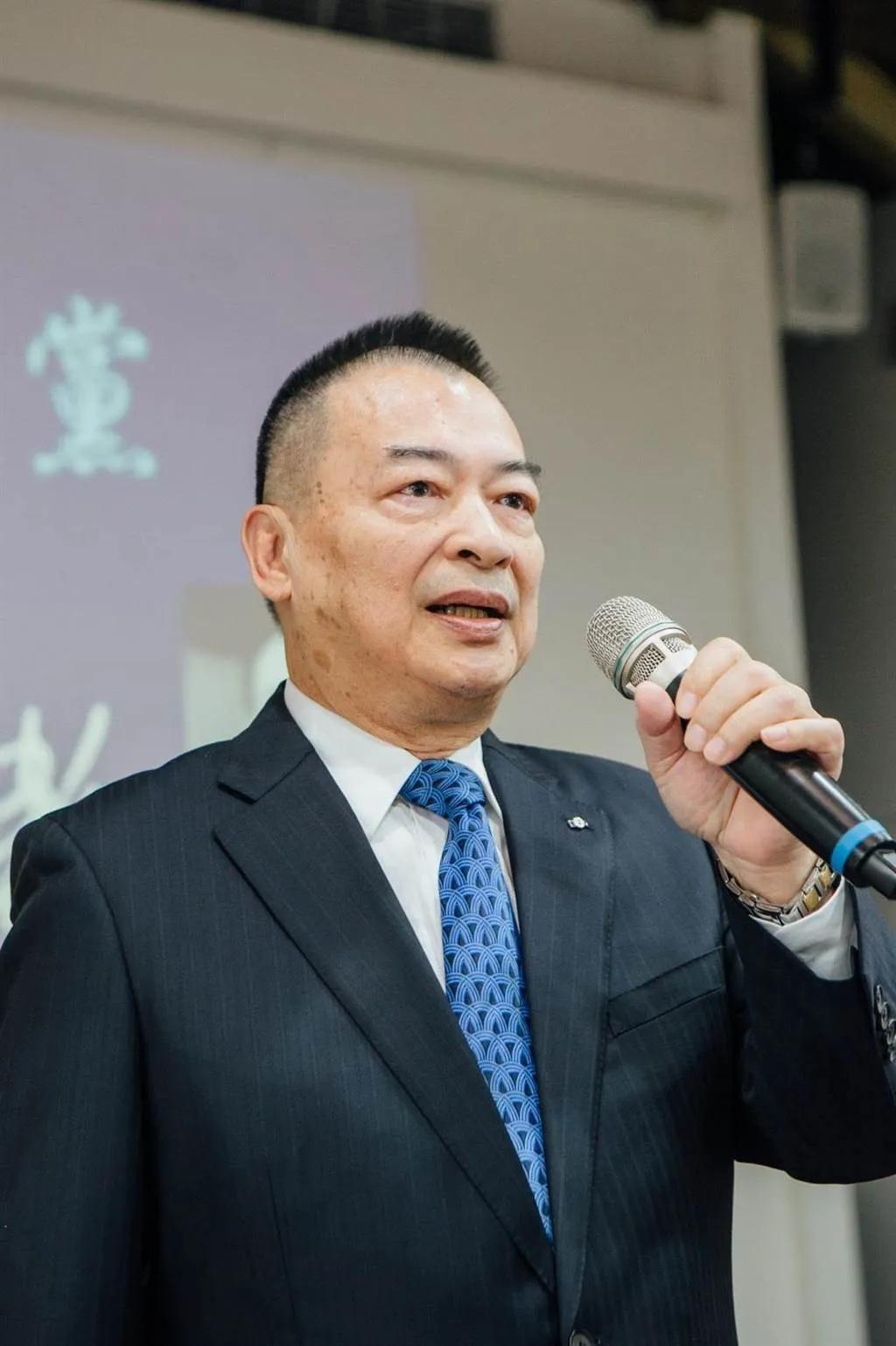 [太阳]岛内爆震撼弹！国民党中评委突提案“研议两岸和平统一”，施压郑丽文及蓝营领