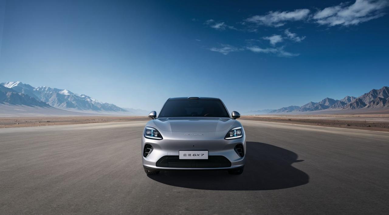 GX7 一键纯平大床：重新解锁 SUV 车内空间的使用方式
不少阔五座 SUV 
