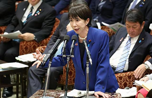 福建舰交付之际，高市早苗叫嚣：日本将为“台湾有事”动武
在解放军第三艘航母官宣交