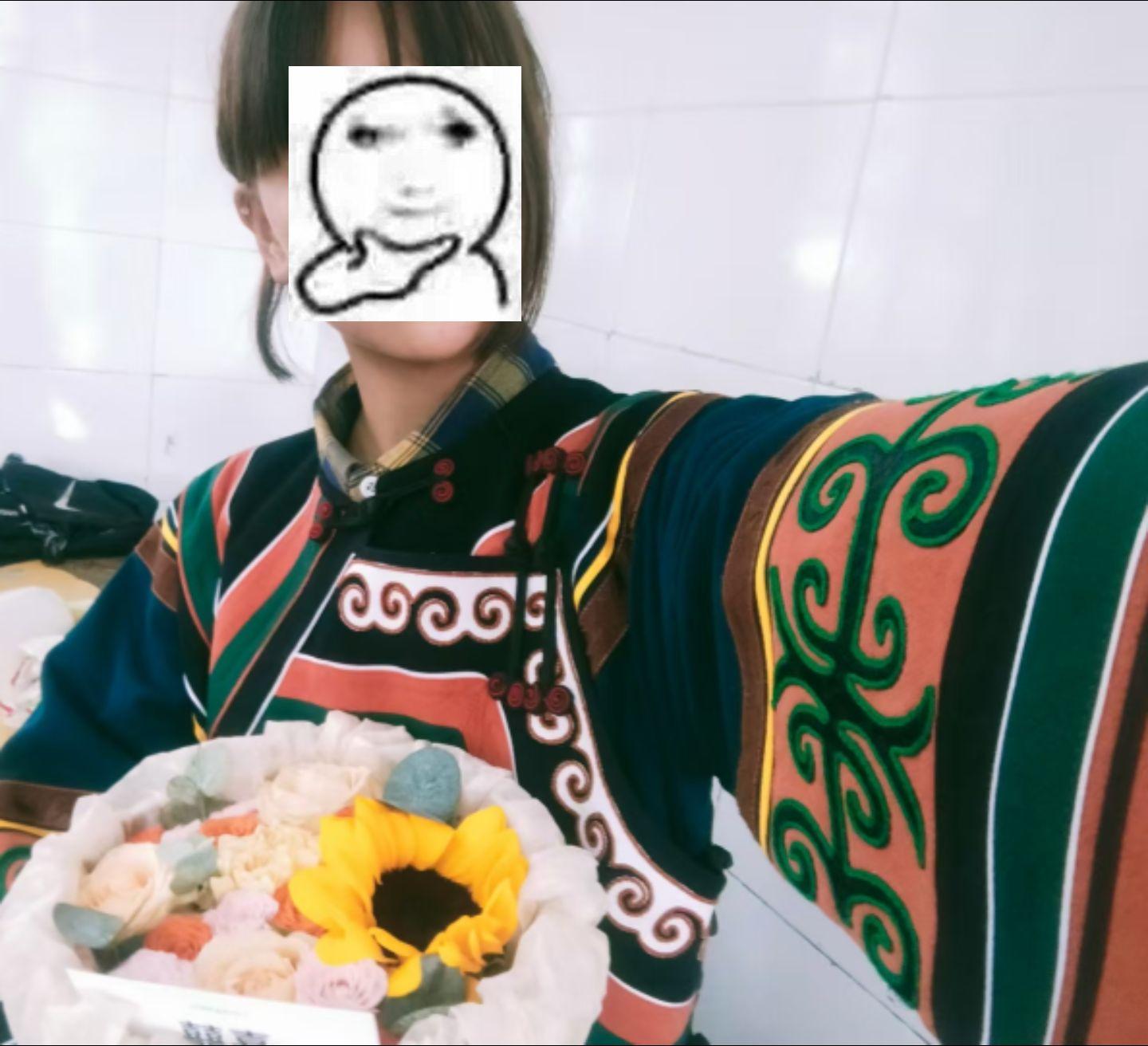 毕业快乐大小姐✧٩(ˊωˋ*)و✧。