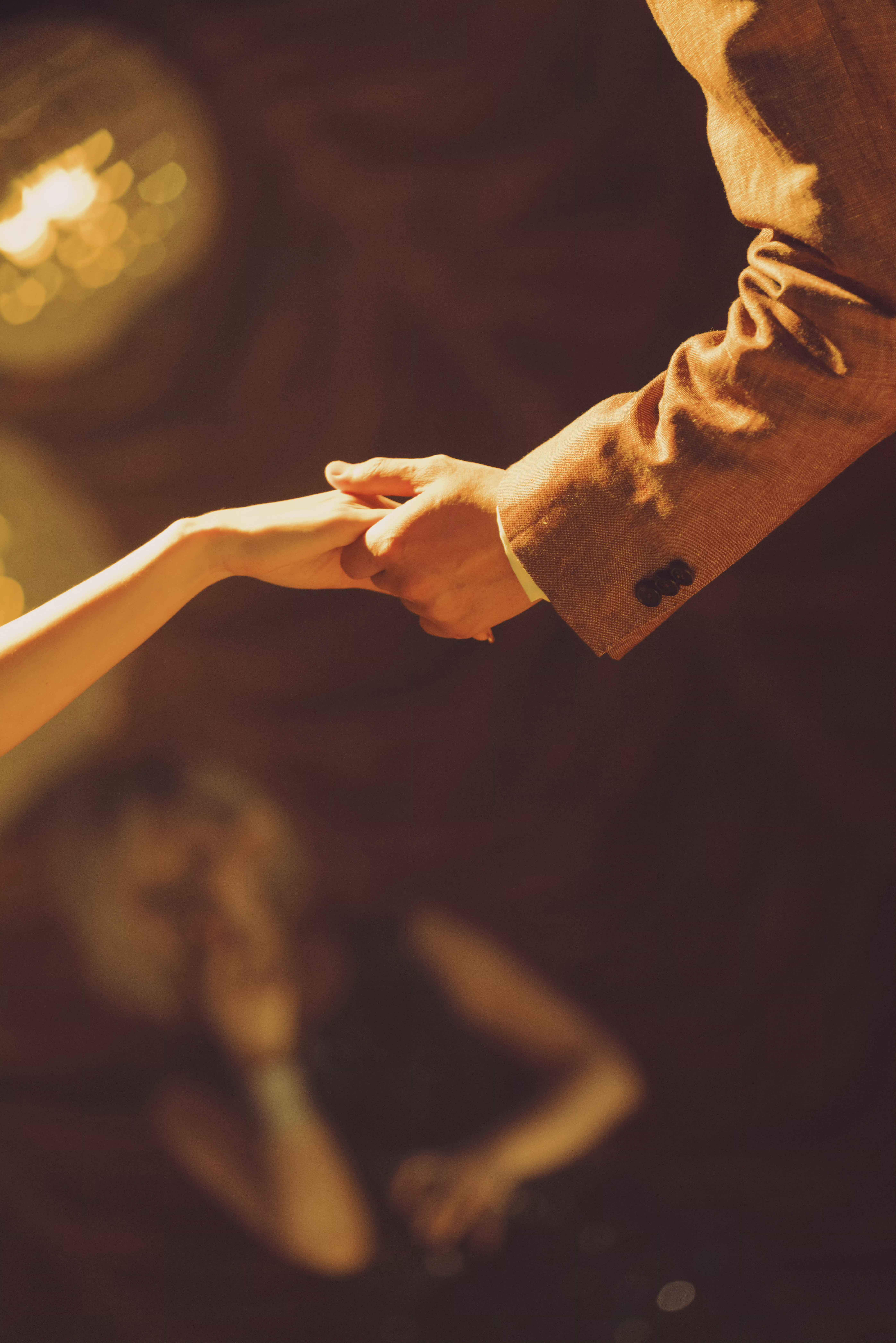 《夜王》更新了一批氛围感剧照 