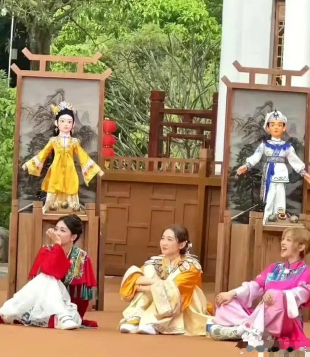 白鹿这是咋坐的，想模仿都模仿不来 ​​​