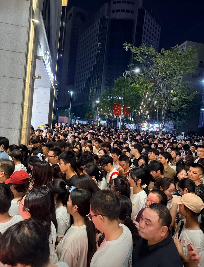 十一假期出门现状[笑cry]打卡快乐十一万物皆可端 ​​​