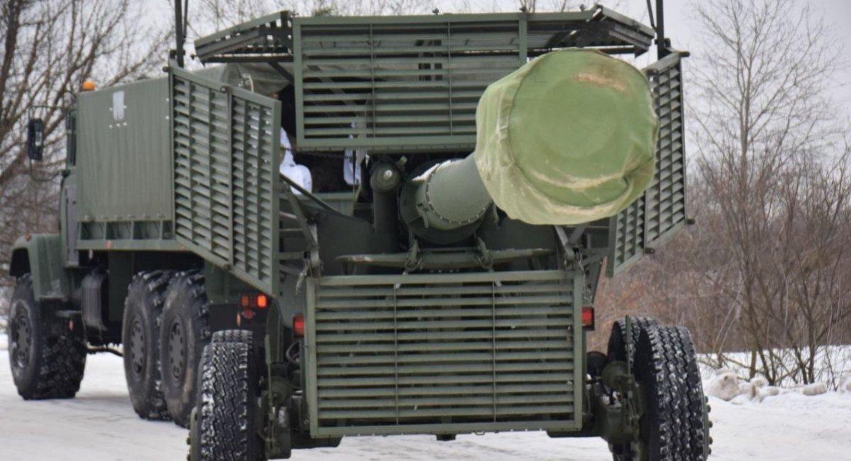 乌克兰155毫米Bohdana-BG榴弹炮获“烧烤架”无人机防御！

2 P22