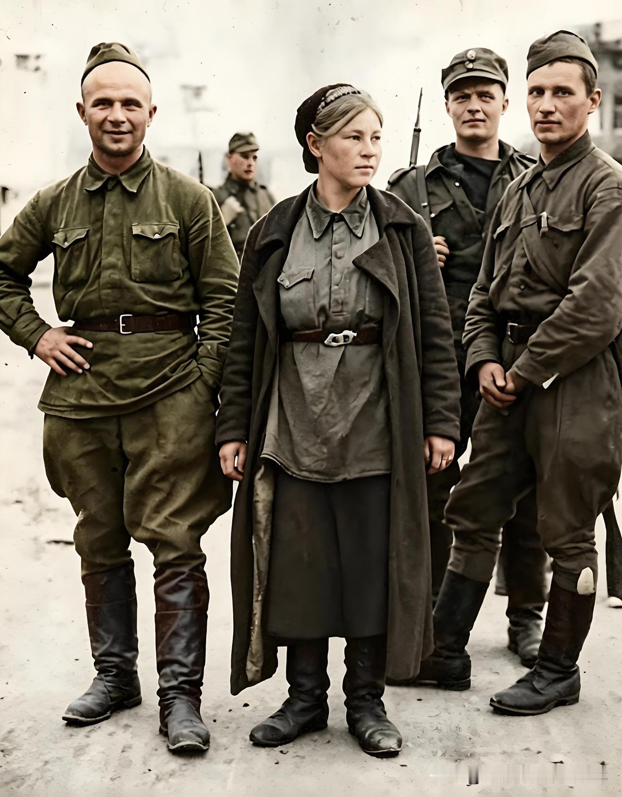 苏联女红军，只要不落到德国党卫军手上处境相对会好一些。1941年8月，芬兰联合德