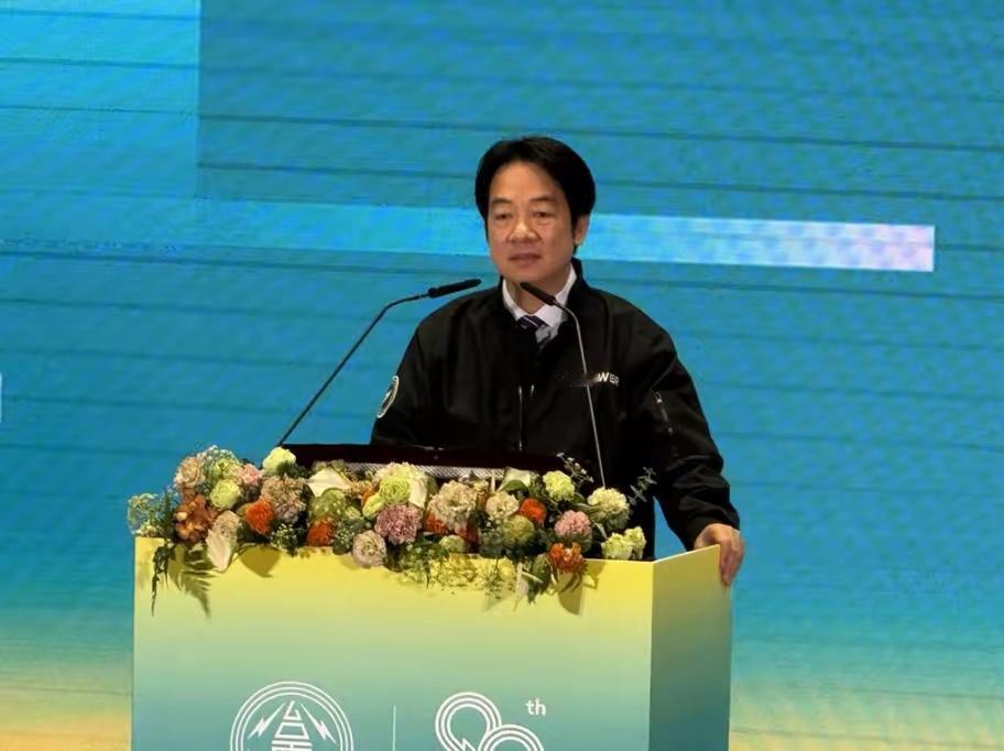 就在刚刚，
​“台独”分子赖清德发表声明，
​今天是五一劳动节，赖清德表示：今年