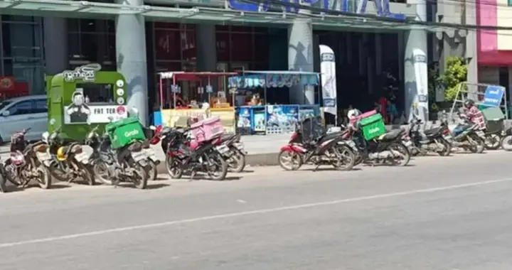 诈骗犯敲门，抢劫犯蹲巷！缅甸曼德勒晚上街道空无一人，不敢出门