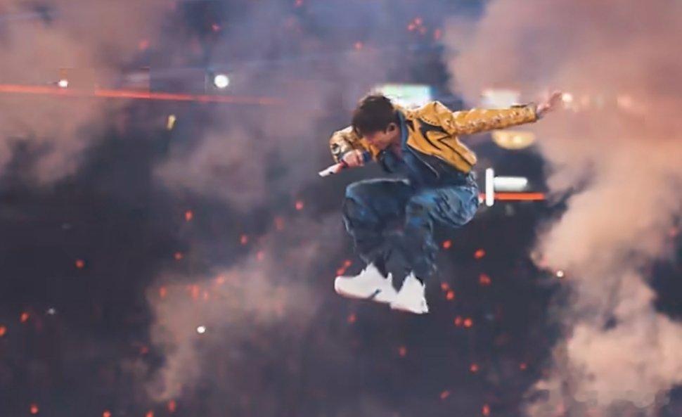 听张杰励志歌曲感受拼搏力量张杰的歌曲满是力量与热忱，励志歌词唱响追梦与坚守。从青