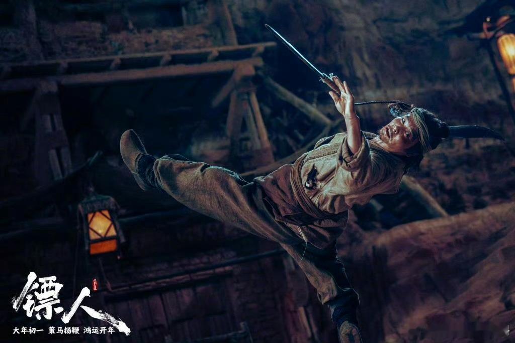 镖人手搓武侠片的现实意义 镖人用实景实拍打造出纯粹的武侠质感，在满是特效的市场里