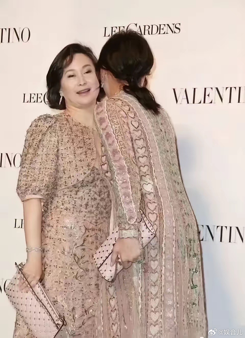 原来浪子真的会收心，看看许晋亨遇到李嘉欣前，花心的很，光公开证实的就有5个，网传