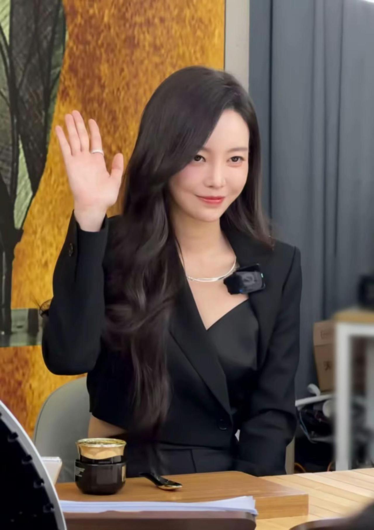 宝宝好乖  好萌  好可爱可可爱爱 太萌了🥰🥰🥰于文文 向全世界安利 林清