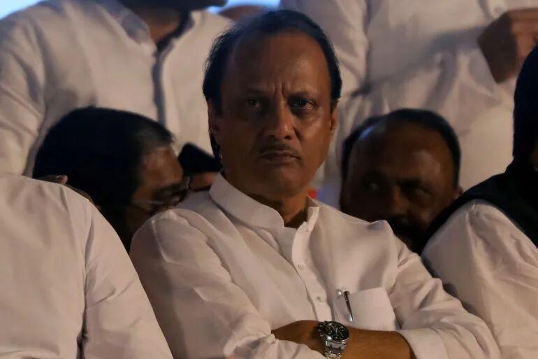 印度航空监管机构表示，一架载有马哈拉施特拉邦副首席部长阿吉特·帕瓦尔的飞机周三在