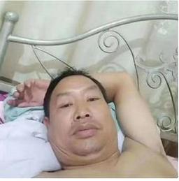肠胃镜查完了，睡了觉。没啥大事，皮燕子昨晚拉多了，有点火辣辣的。 ​​​