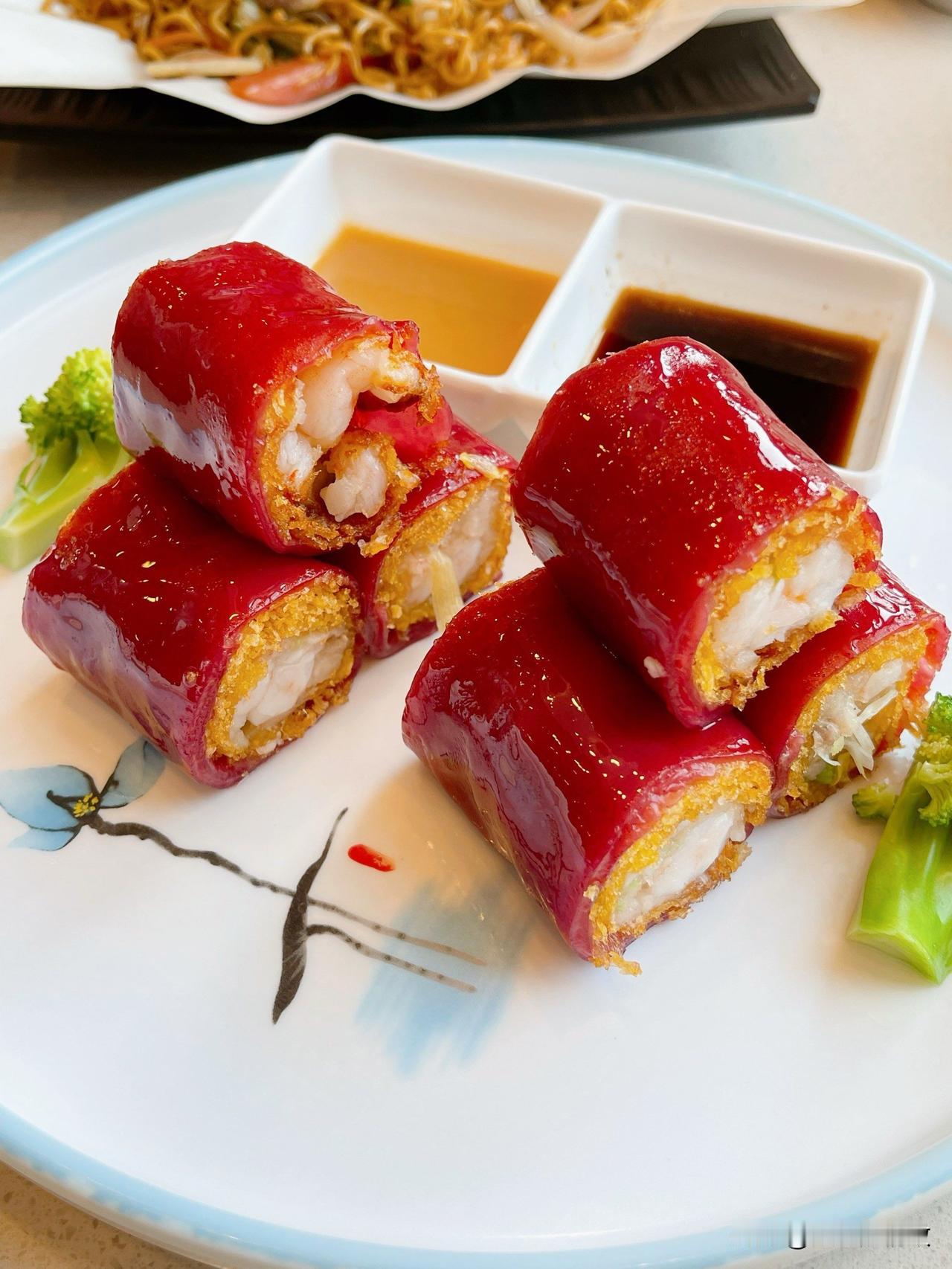 广东省阳西县沙扒镇月亮湾过冬记（三十三）在广东，你会点早茶吗？
广东早茶的丰富精