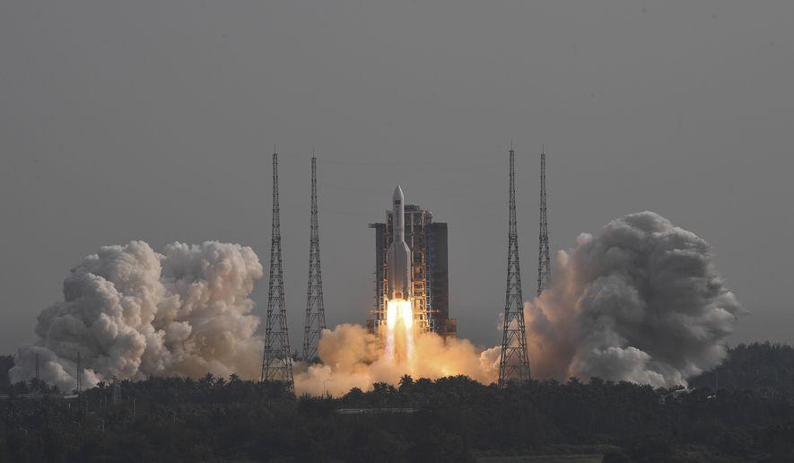 《华盛顿时报》报道，美国太空军本周发布了一份关于 2040 年威胁环境的报告，预