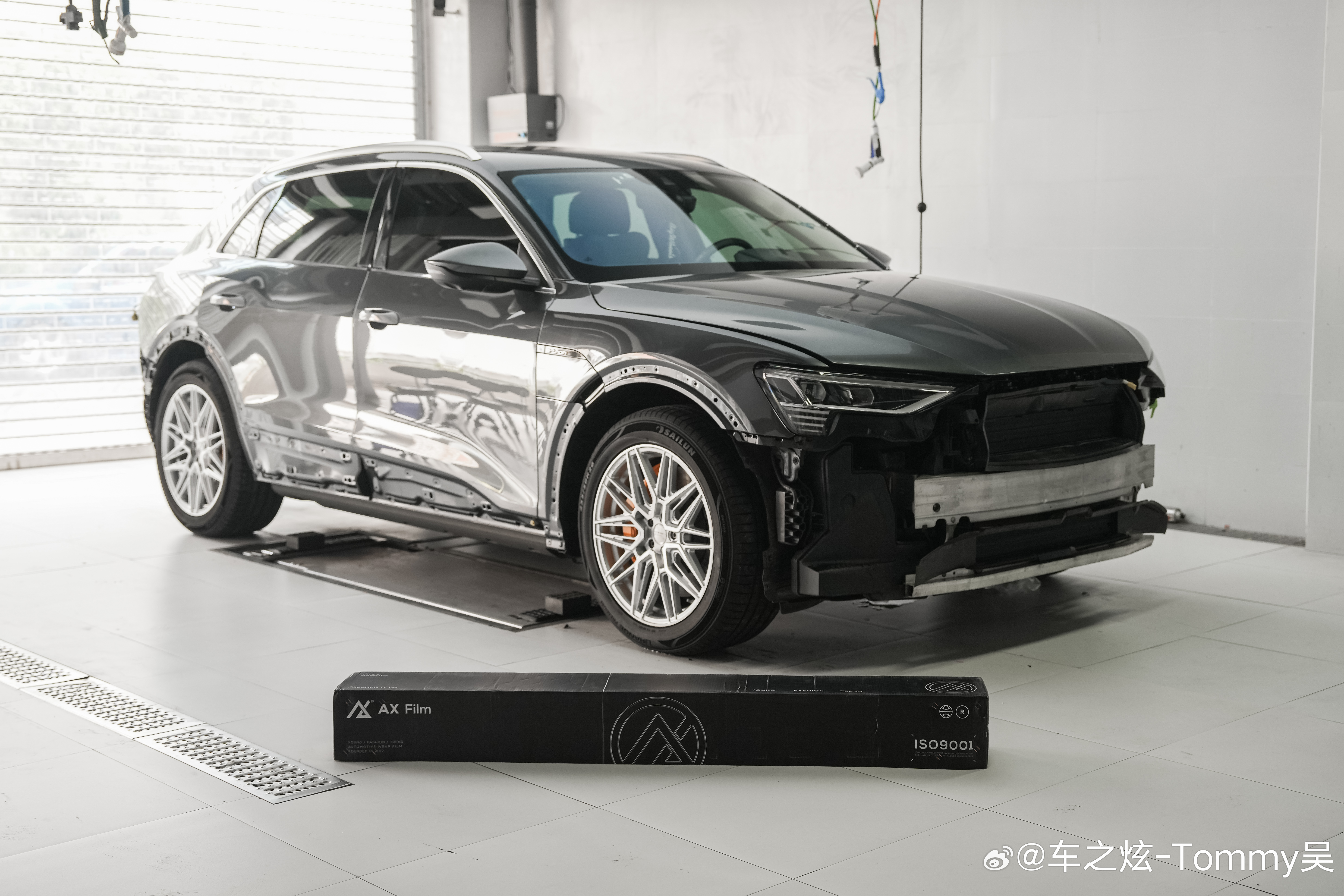 奥迪E-tron改色贴膜 AX PET巴黎玄米#车之炫##福州##汽车改色贴膜#