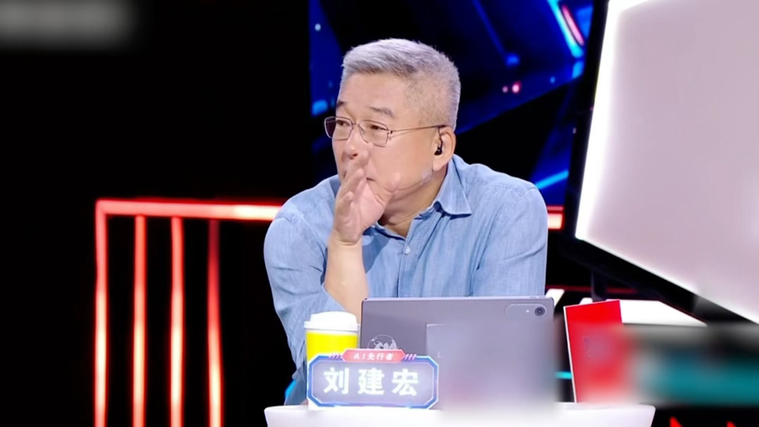 C罗是葡萄牙足球队史的分水岭刘建宏说C罗之前葡萄牙毫无建树 本届世界杯出局固然遗