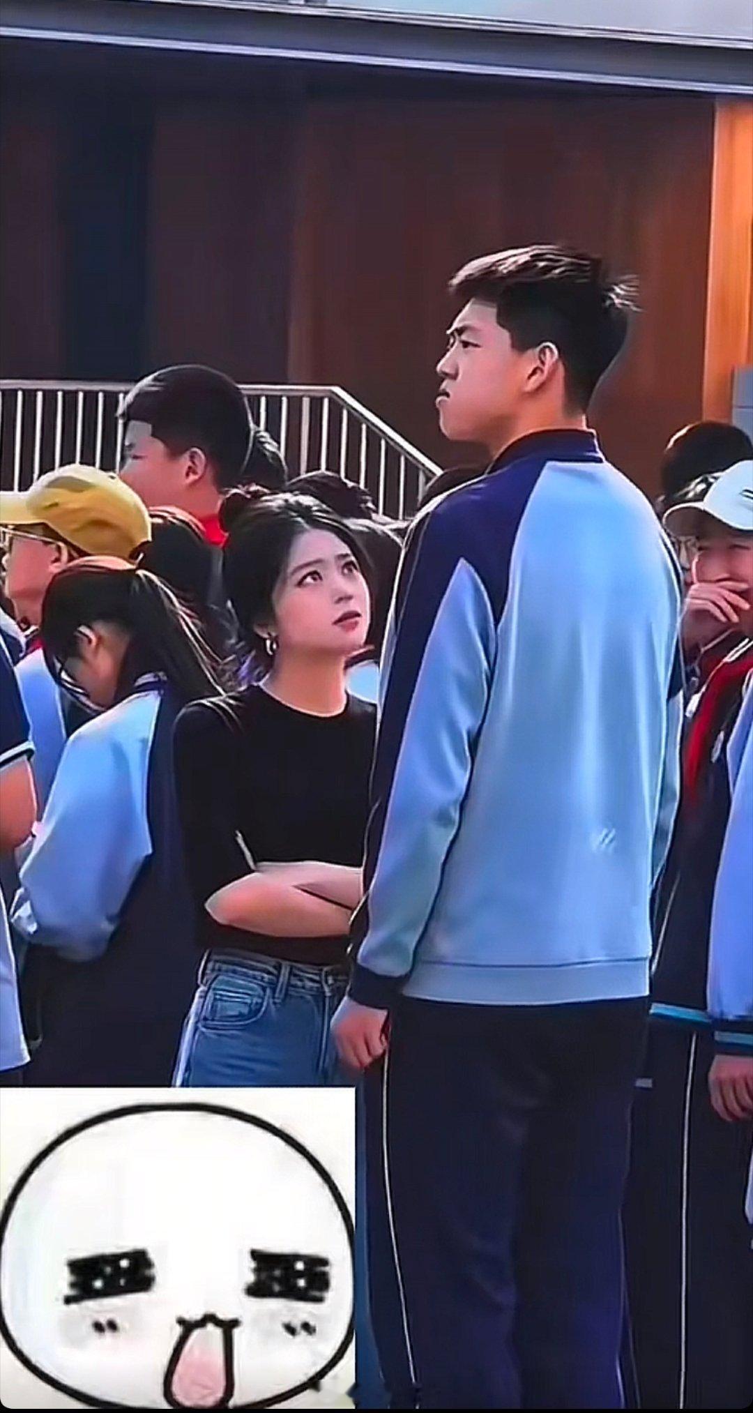 现在的小学生已经是庞然大物了现在的孩子都吃什么呀？