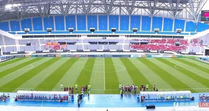国足消耗了太多的球迷热情了，现在比赛没啥人看了……
这场在韩国举行的东亚杯第三轮
