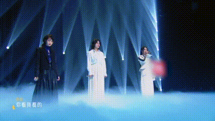 #陈粒尚雯婕中岛美嘉合唱我的美丽# 在爱唱歌的大学生研学盛典上，能够听到这三位给