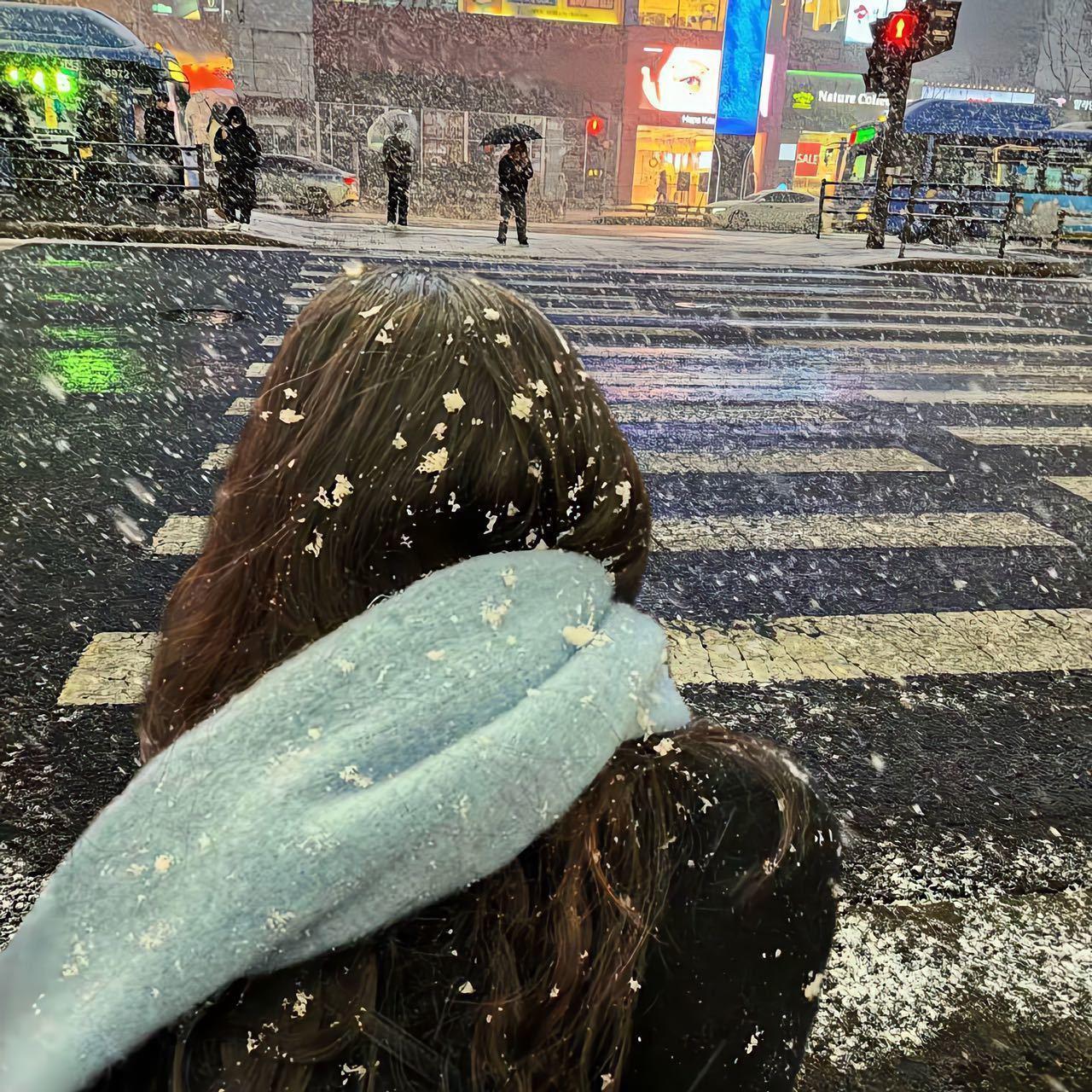 𝐖𝐞𝐂𝐡𝐚𝐭下雪天头像 ​​​