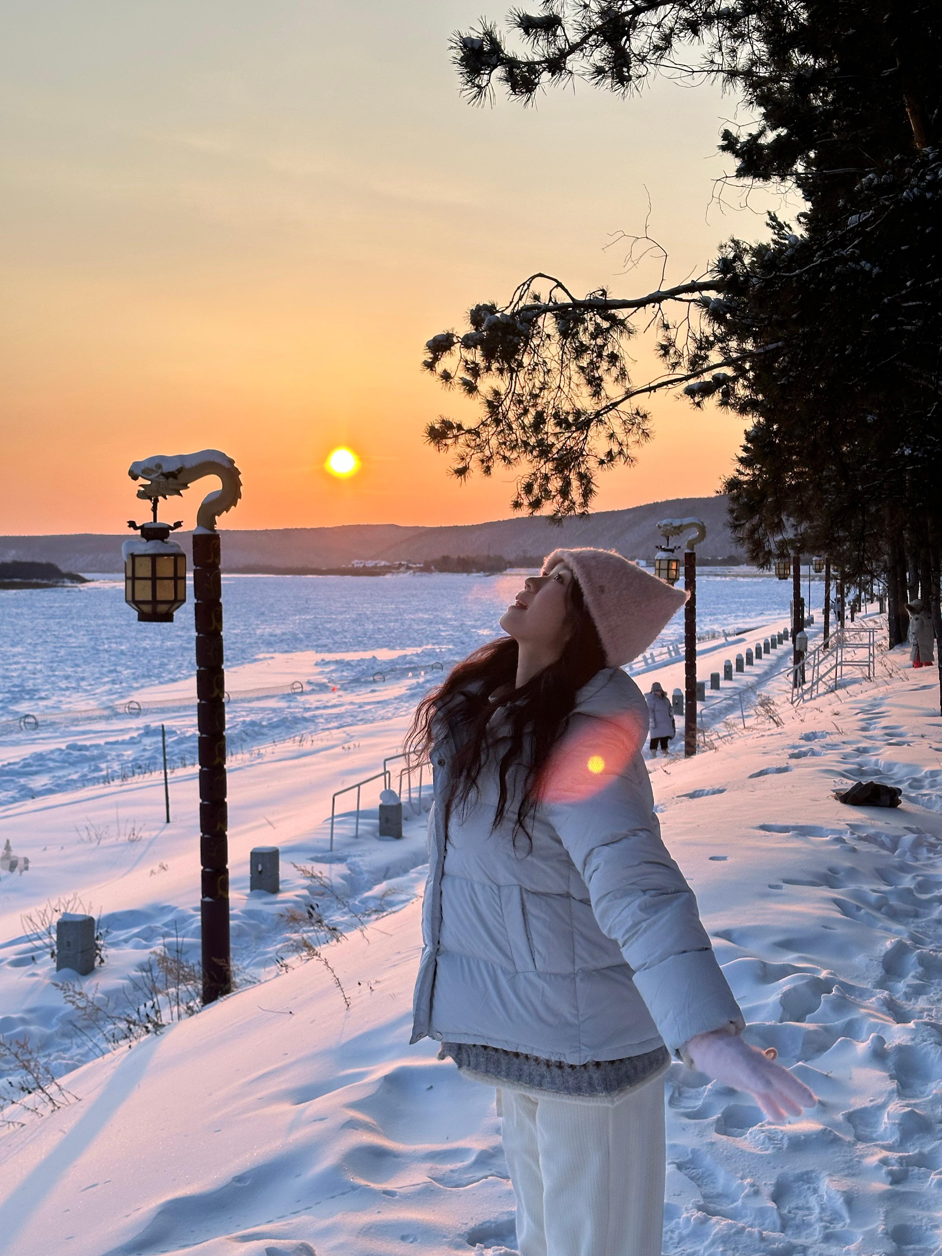 又幸运地看到了超级日出🌅好玩！！情侣日常 漠河
