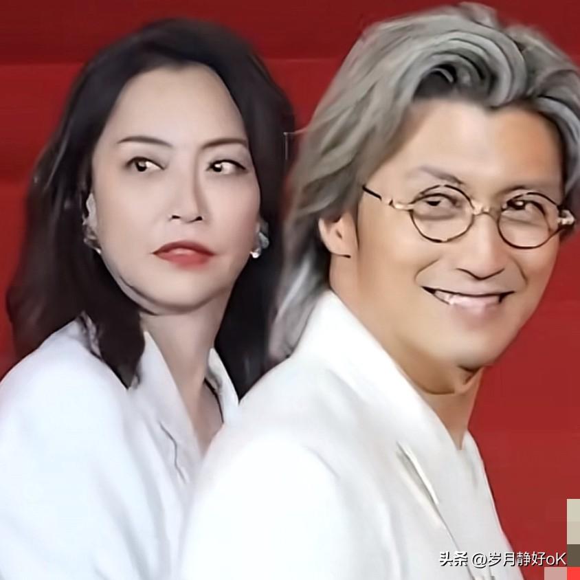 自从王菲在女儿窦靖童演唱会上出现跟男友人互动频繁后，谢霆锋就频频跟经纪人霍文希高