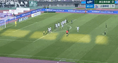 定位球丢球有运气成分，你也可以去说杨皓宇没有解围，但布置上也是存在一些可以商榷的