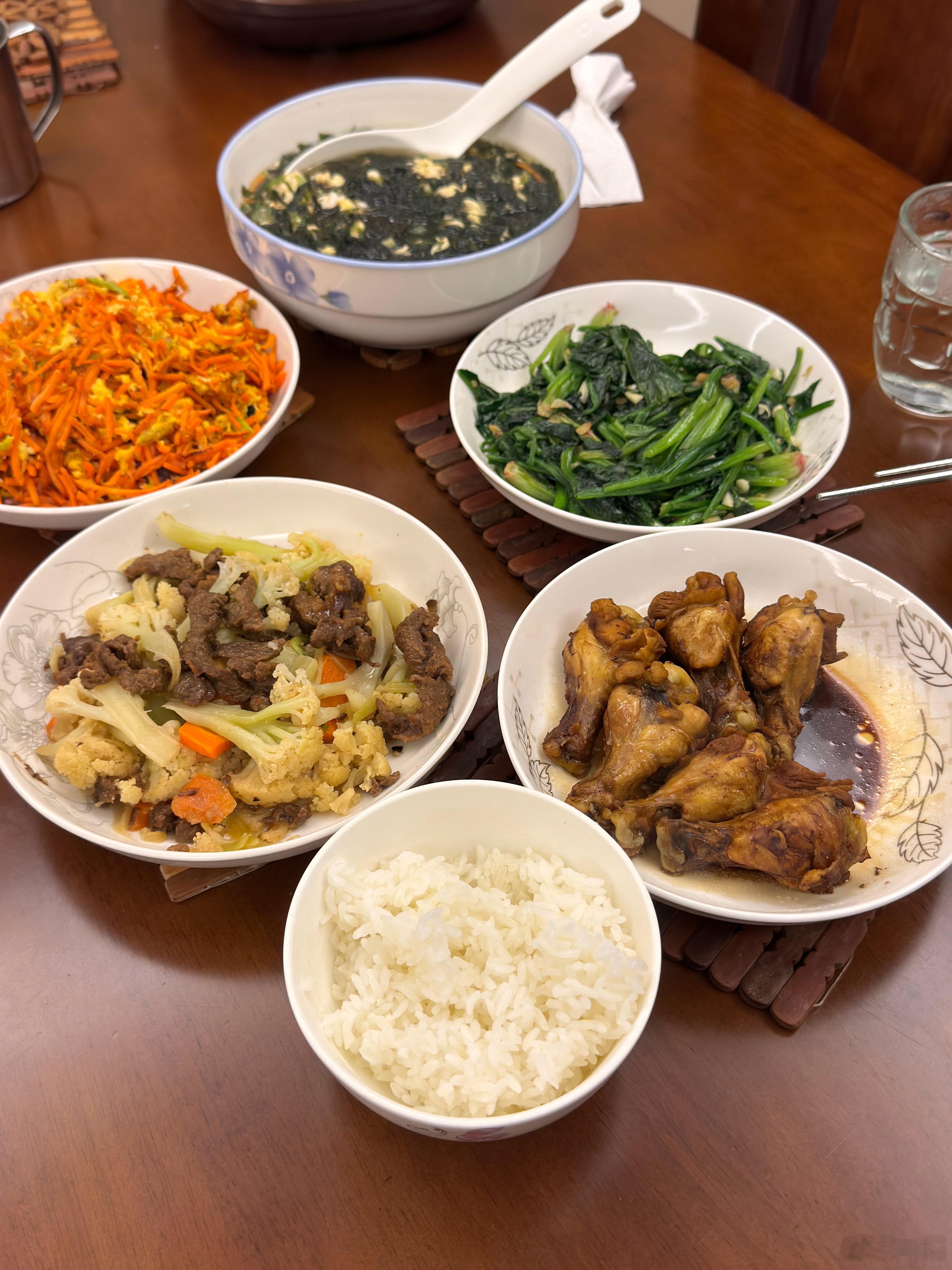 小林妈妈煮的饭菜，简直就是超级无敌好吃的低脂餐啊！ 