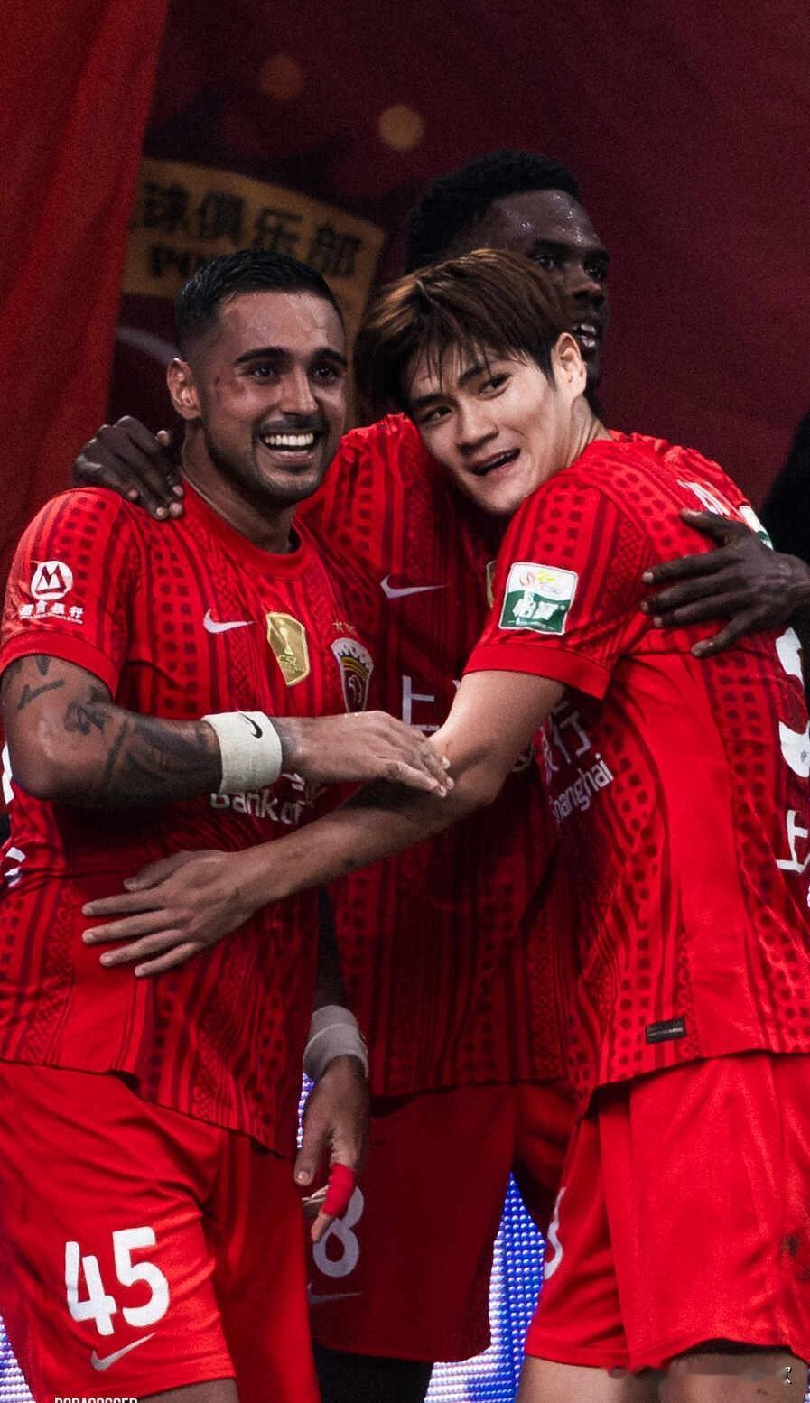 上海海港3-0成都容城
上海海港 中超