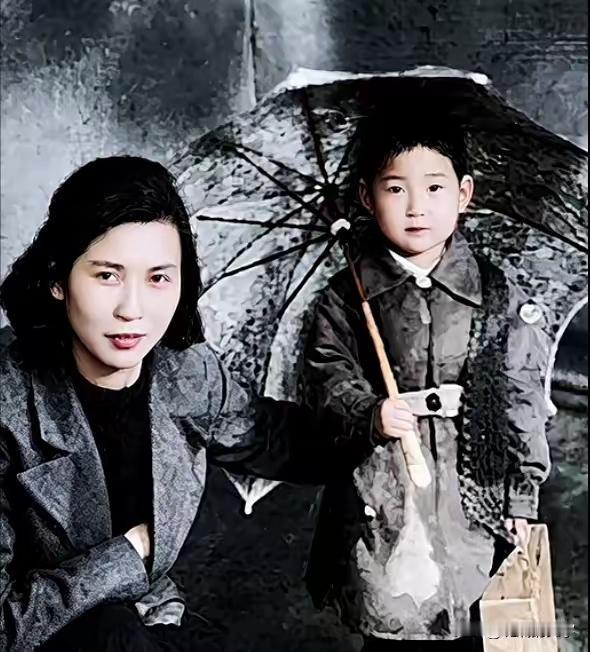 去苏联生活的贺子珍