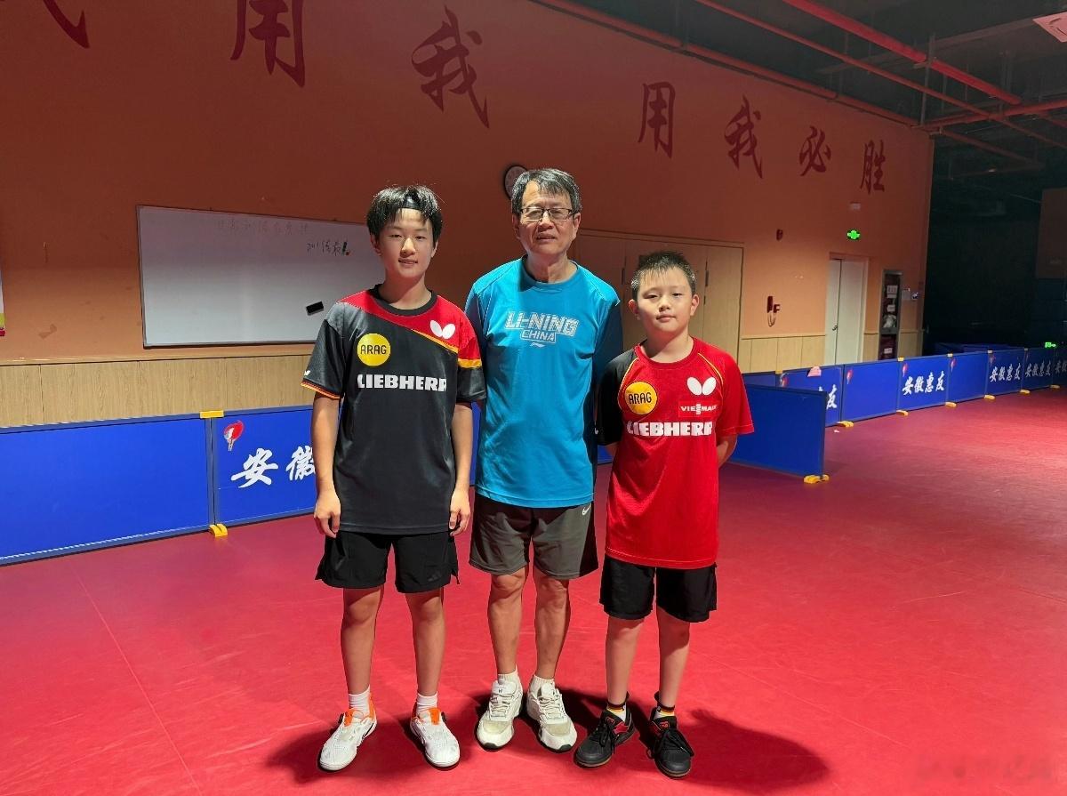 吴敬平将去樊振东杜塞尔多夫俱乐部 樊振东恩师吴敬平8月3日通过社交平台确认行程，
