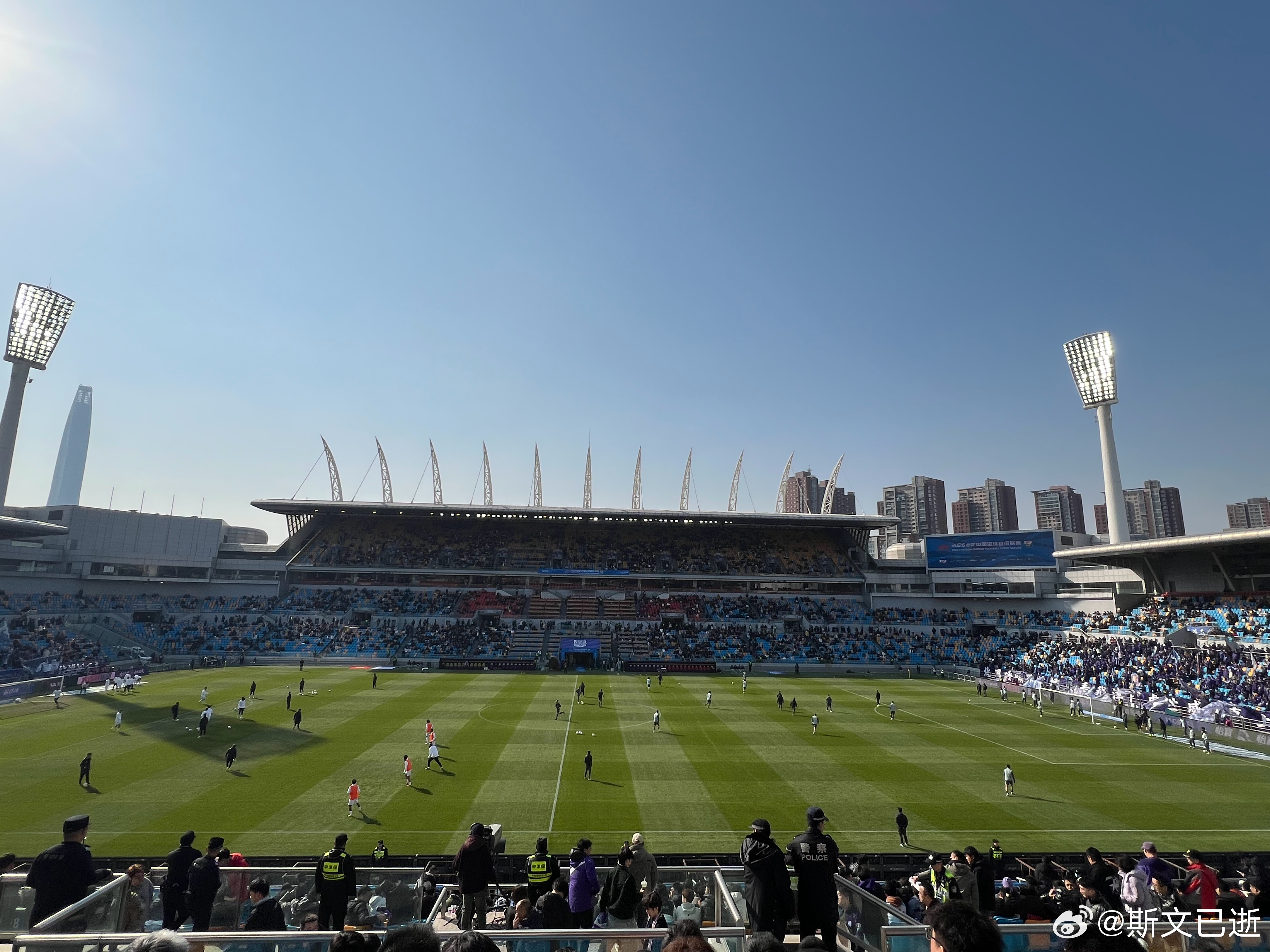 今年愿望之一还是多看球。久违了泰达球场。天津津门虎vs重庆铜梁龙中超联赛