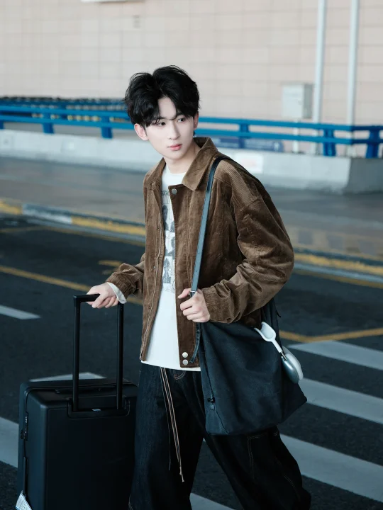 5zzzzz_机场出发饭拍更新相关 ✈️