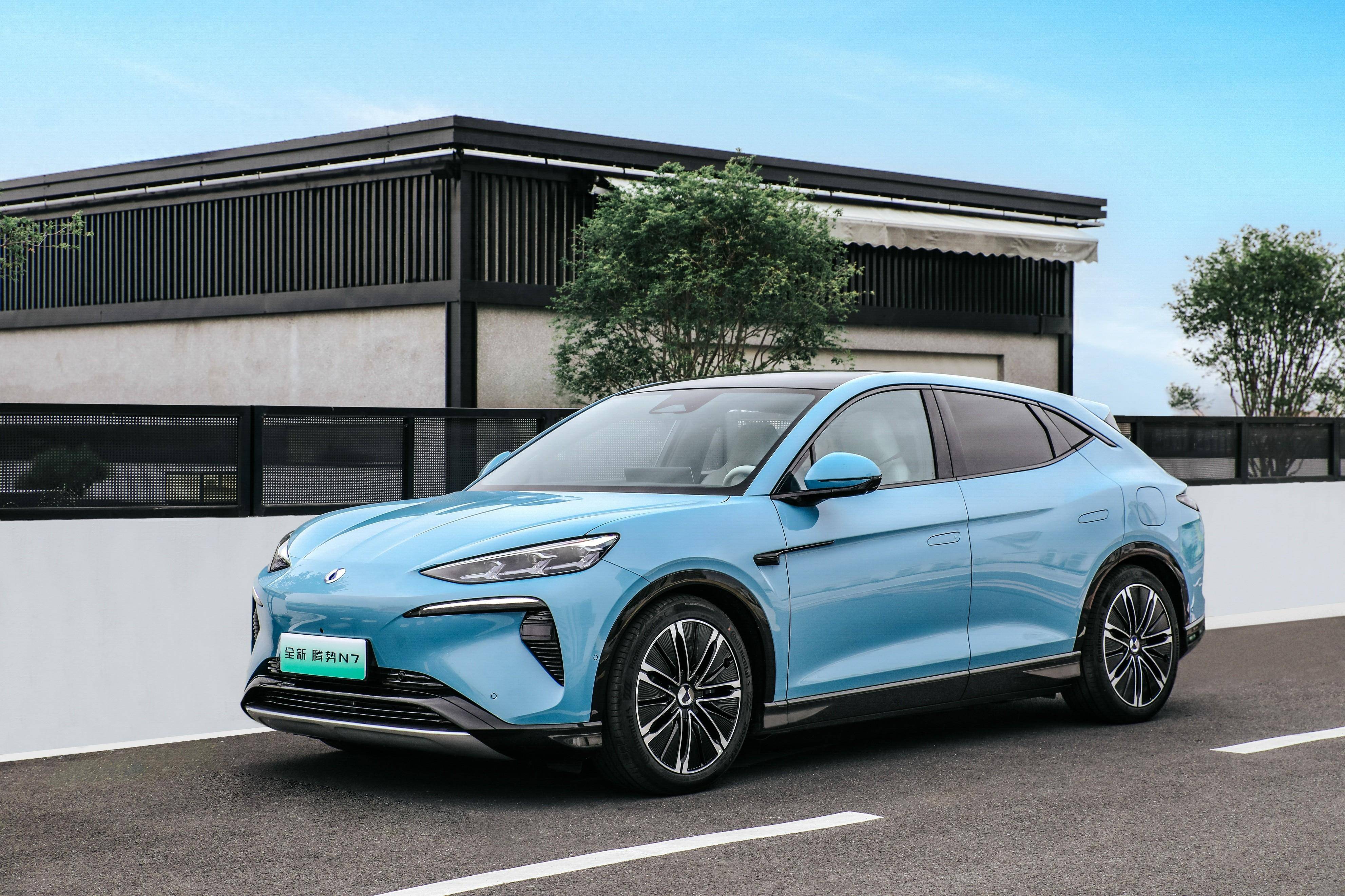 【比亚迪在韩国销量突破1万辆！】从去年4月至今，比亚迪韩国市场累计交付超过1万辆